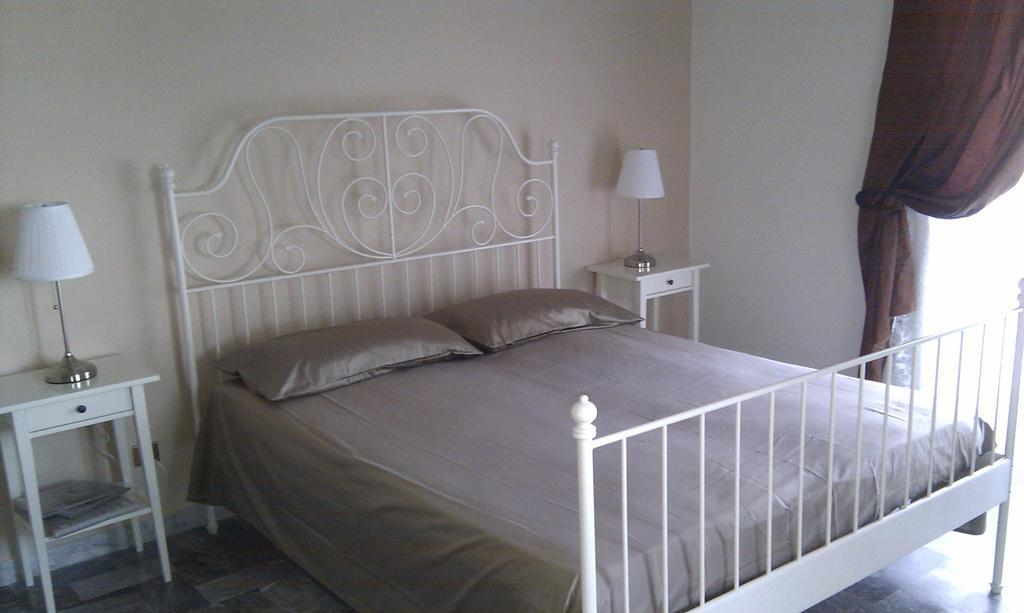 Antica Dimora Naples Bed and Breakfast Værelse billede
